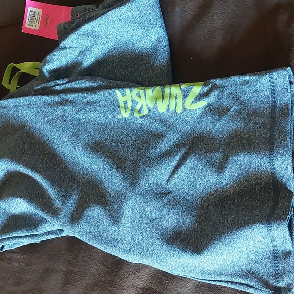 Zumba workout set - NWT - Picture 6 of 6